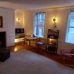 Large Bright Soho Studio Flat With Large Terrace